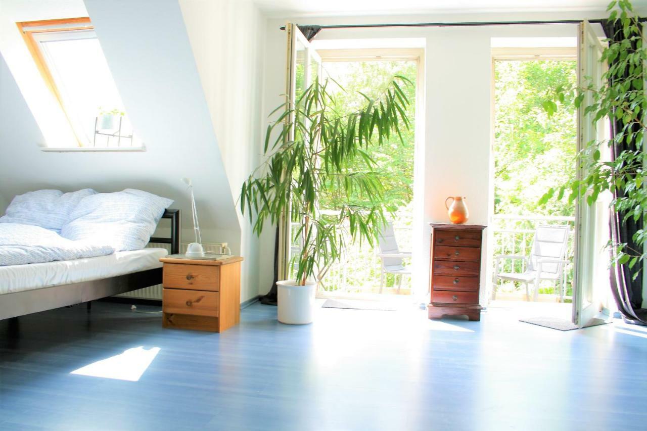 Zentrale Ferienwohnung Anker Im Sonnenblumenhaus Flensburg Exterior foto